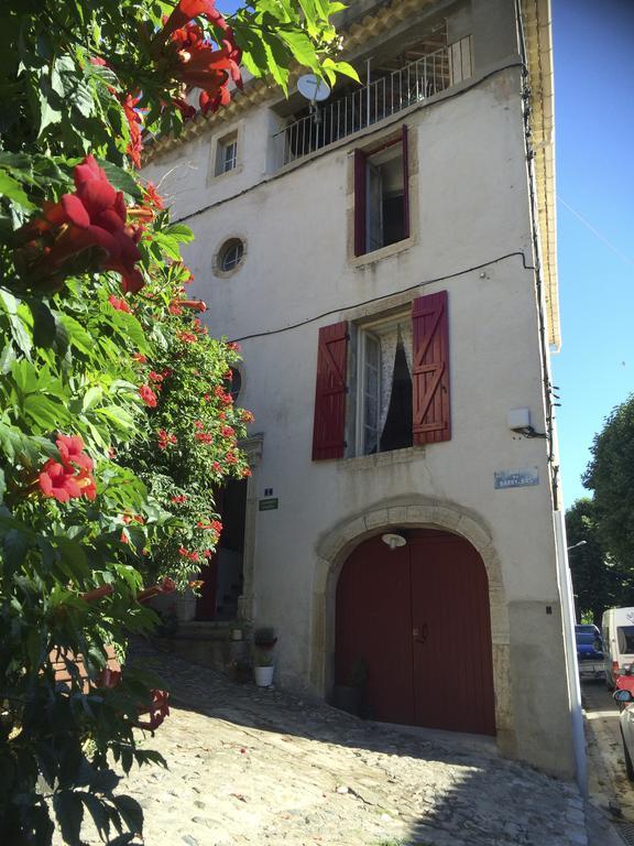 Chez Les Amis Ξενοδοχείο Saint-Nazaire-de-Ladarez Εξωτερικό φωτογραφία